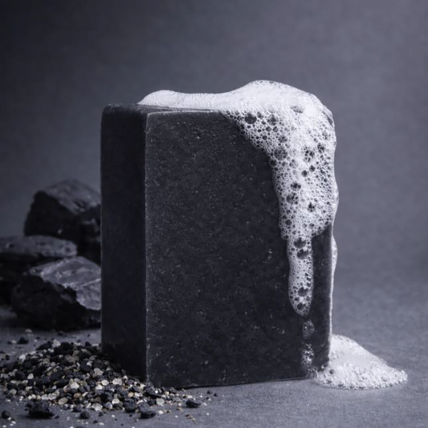 Savon solide surgras Charbon – Saponification à froid